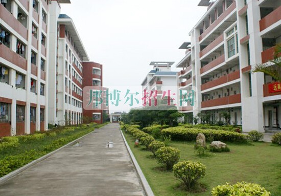 泉州醫(yī)學(xué)高等?？茖W(xué)校