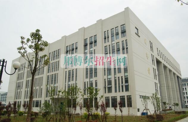 中?？即髮：每紗? width=