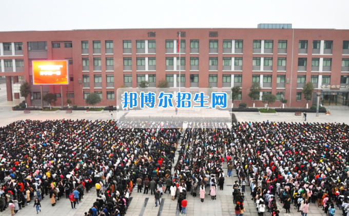 川南幼兒師范高等?？茖W(xué)校舉行新學(xué)期 “開學(xué)第一課”活動(dòng)
