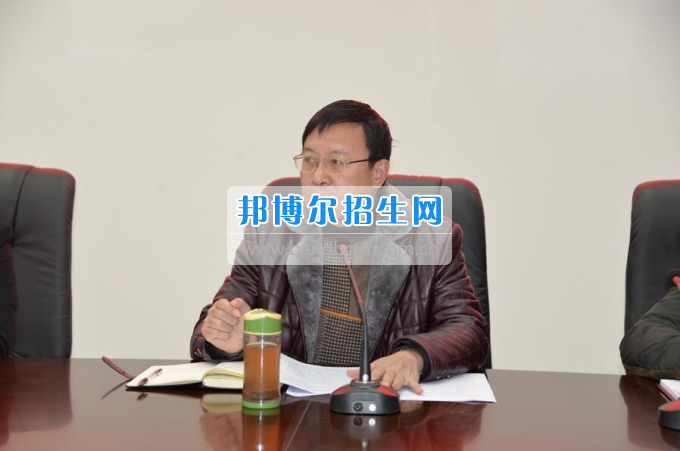 川南幼兒師范高等?？茖W(xué)校召開(kāi)安全穩(wěn)定工作形勢(shì)研判會(huì)