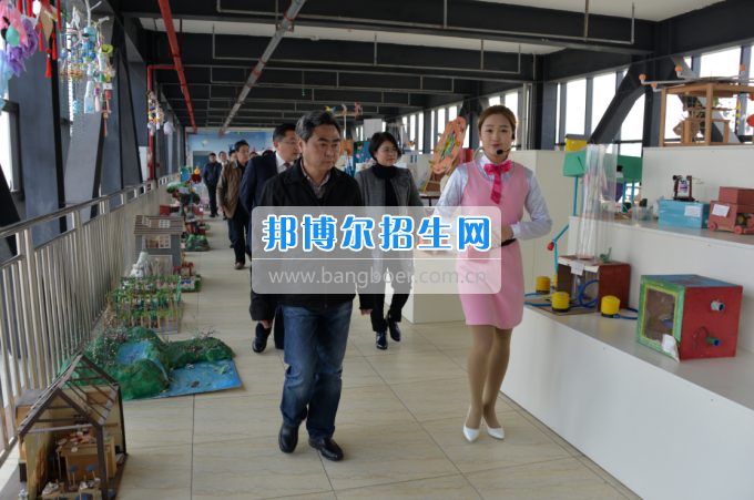 川南幼兒師范高等?？茖W校迎接隆昌縣創(chuàng)建第四屆省級文明城市測評組考評