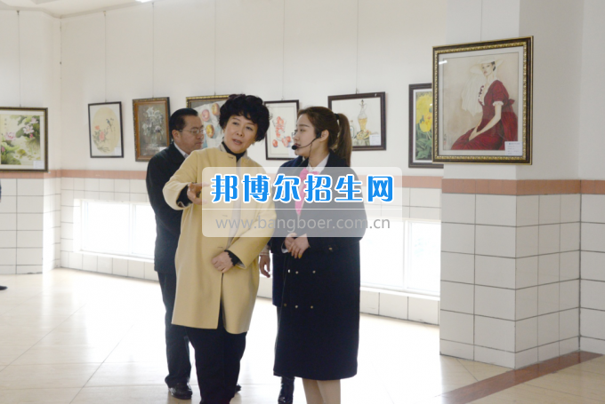 市委常委、宣傳部長(zhǎng)潘梅到川南幼兒師范高等專(zhuān)科學(xué)校調(diào)研思想政治工作