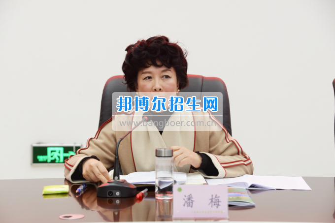 市委常委、宣傳部長(zhǎng)潘梅到川南幼兒師范高等專(zhuān)科學(xué)校調(diào)研思想政治工作