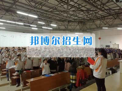 四川省什邡市職業(yè)中專學(xué)校再搏百日 靠實力鰲頭獨(dú)占