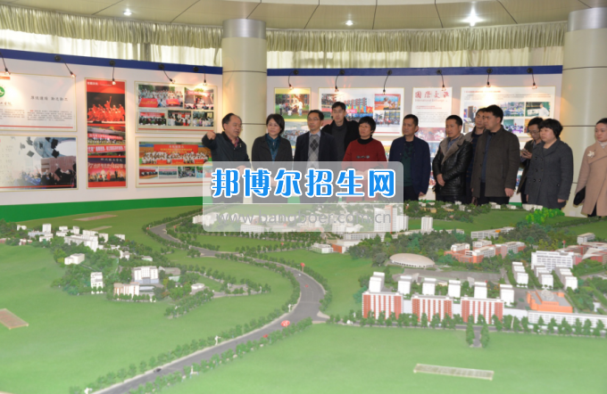 川南幼兒師范高等?？茖W(xué)校考察黨建工作