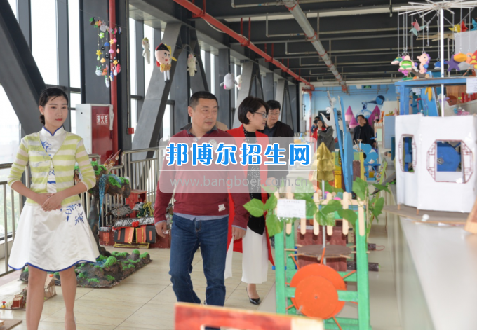 2017年西南科技大學(xué)黨委副書(shū)記張強(qiáng)一行到川南幼兒師范高等專科學(xué)?？疾? width=