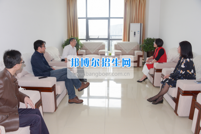 2017年西南科技大學(xué)黨委副書(shū)記張強(qiáng)一行到川南幼兒師范高等?？茖W(xué)?？疾? width=