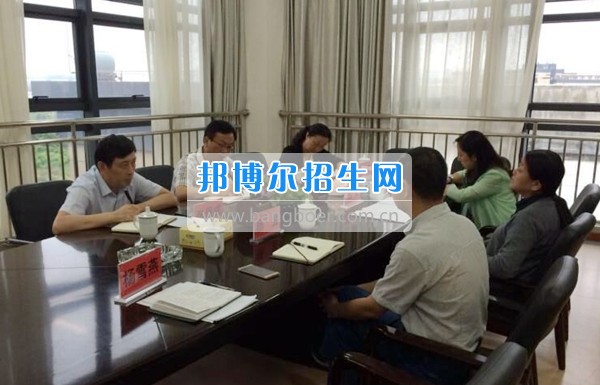 貴州警察學院來貴州商業(yè)高等?？茖W校參觀交流
