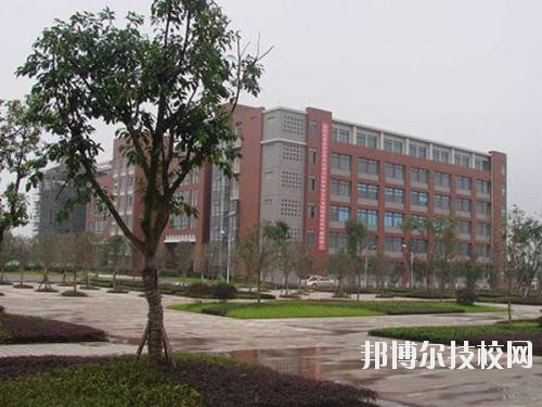 武漢鐵路橋梁職業(yè)學(xué)院2020年報(bào)名條件、招生要求、招生對(duì)象