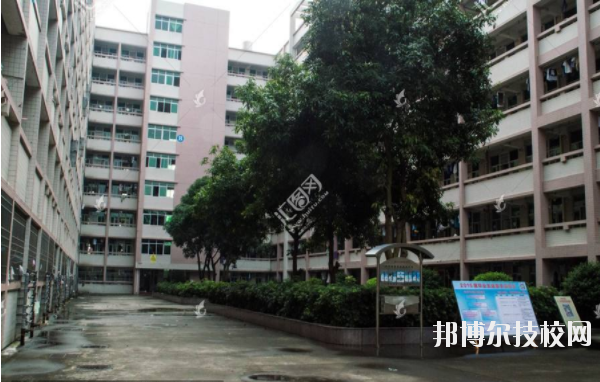 陜西石油化工學(xué)校2020年報(bào)名條件、招生要求、招生對(duì)象