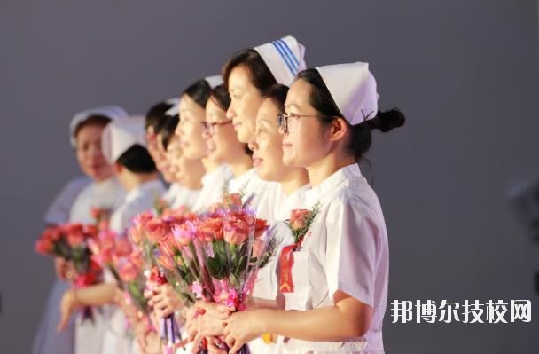溫州護(hù)士學(xué)校2020年學(xué)費(fèi)、收費(fèi)標(biāo)準(zhǔn)
