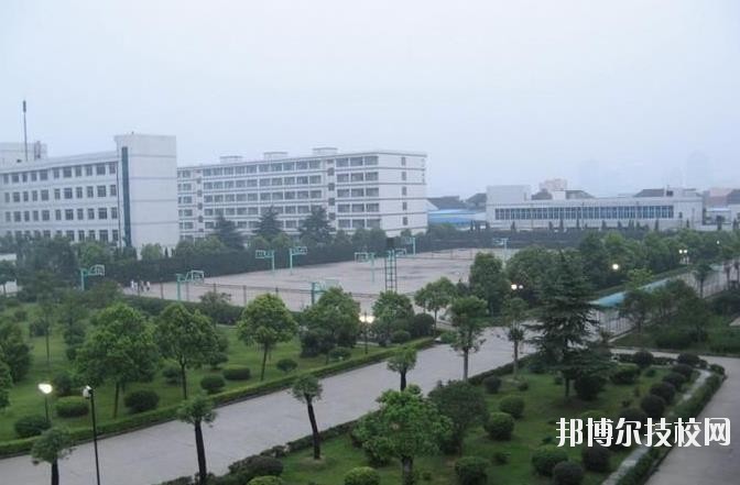浙江工業(yè)職業(yè)技術(shù)學(xué)院怎么樣、好不好