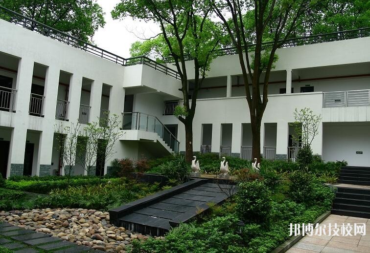 中國人民解放軍總參謀部信息化部直屬工廠職業(yè)技術學校怎么樣、好不好