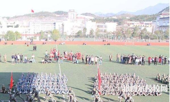 平塘中等職業(yè)學(xué)校2020年報名條件、招生要求、招生對象