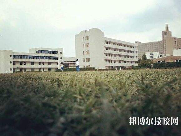 余姚市職業(yè)技術(shù)學(xué)校2020年學(xué)費、收費多少