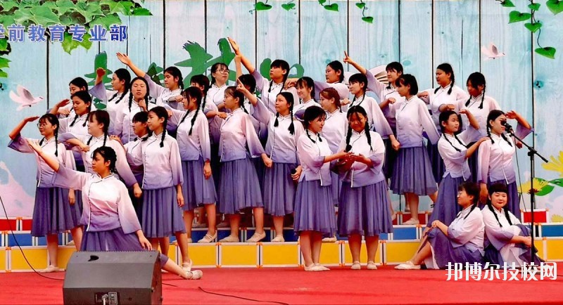 邢臺現(xiàn)代職業(yè)學校2020年報名條件、招生要求、招生對象