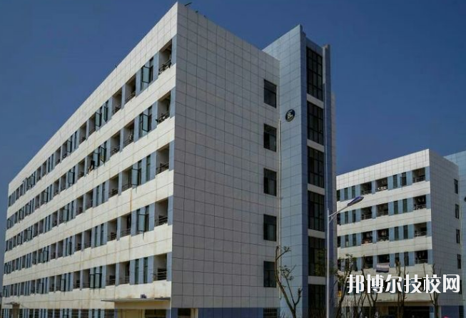 鄱陽衛(wèi)生學校2020年報名條件、招生要求、招生對象 
