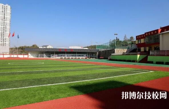 貴州科技學(xué)校2020年報(bào)名條件、招生要求、招生對(duì)象