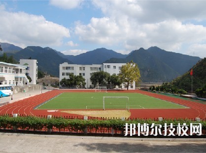 寧波四明職業(yè)高級(jí)中學(xué)2020年報(bào)名條件、招生要求、招生對(duì)象