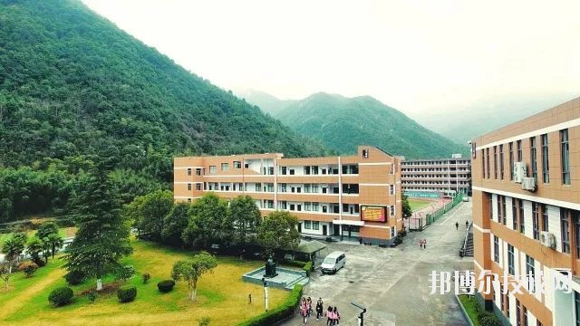 寧波四明職業(yè)高級(jí)中學(xué)怎么樣、好不好