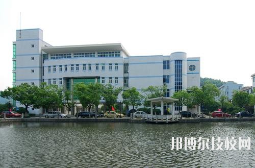 鄞州職業(yè)高級中學(xué)2020年學(xué)費、收費標(biāo)準(zhǔn)