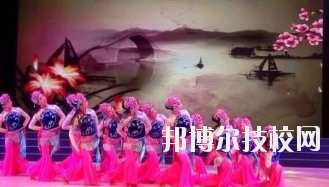 華亭職業(yè)教育中心2020年報名條件、招生要求、招生對象