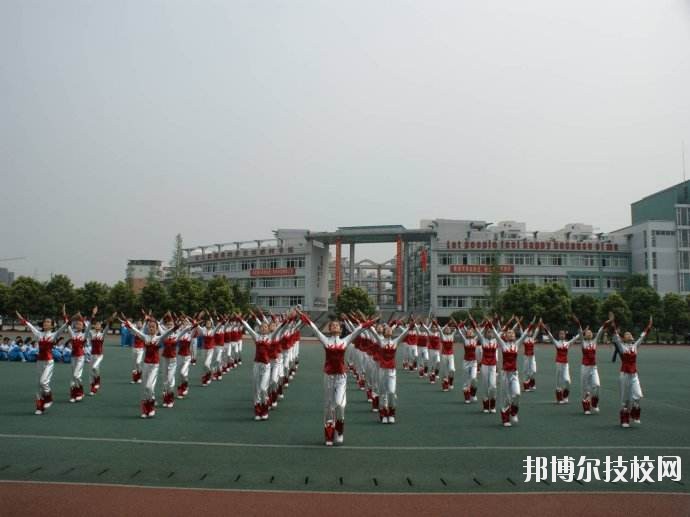 成都實(shí)驗(yàn)商貿(mào)管理學(xué)校2020年報(bào)名條件、招生要求、招生對(duì)象