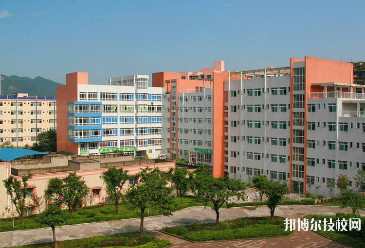 重慶工業(yè)技師學(xué)院怎么樣、好不好