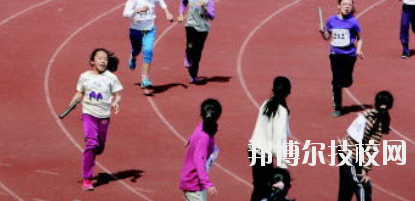 嘉峪關(guān)體育運動學(xué)校2020年學(xué)費、收費多少