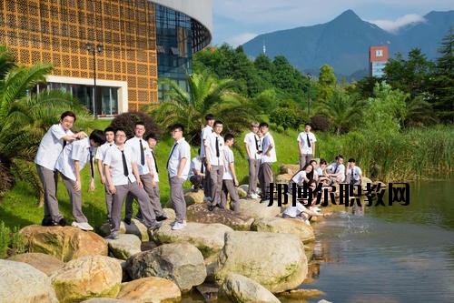 江西廬山旅游中等專業(yè)學(xué)校2020年報(bào)名條件、招生要求、招生對(duì)象