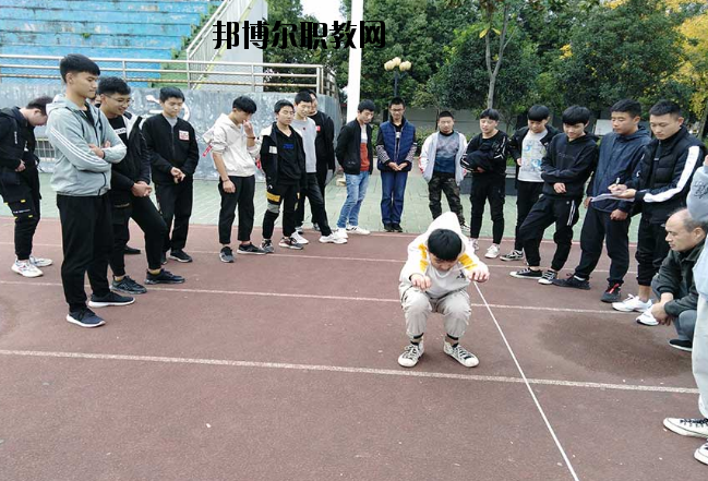勉縣職業(yè)教育中心2020年報名條件、招生要求、招生對象 