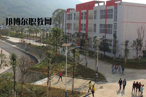 自貢市影視藝術(shù)學(xué)校2020年報(bào)名條件、招生要求、招生對(duì)象