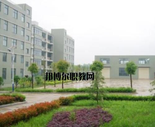 羅山中等職業(yè)學(xué)校2021年報名條件、招生對象