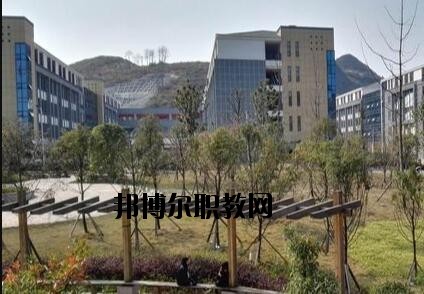 貴州農(nóng)業(yè)機(jī)電學(xué)校2020年報(bào)名條件、招生要求、招生對(duì)象