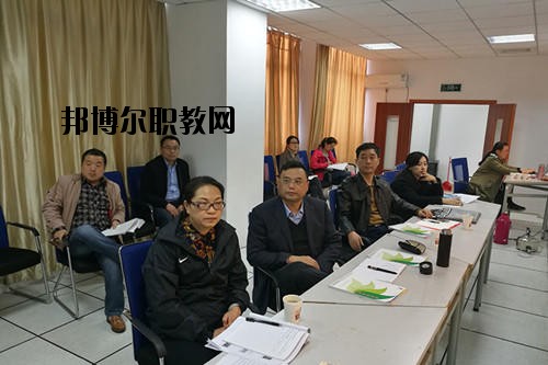 通?？h職業(yè)高級中學(xué)地址在哪里
