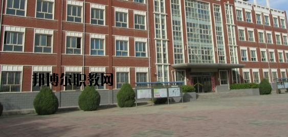 蘭州航空工業(yè)技工學(xué)校2020年報(bào)名條件、招生要求、招生對(duì)象