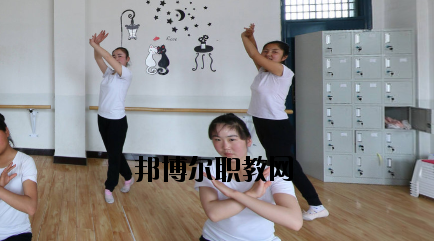 武威勞動(dòng)服務(wù)技工學(xué)校2020年學(xué)費(fèi)、收費(fèi)多少