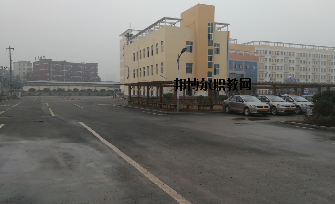 黃石第一技工學(xué)校怎么樣、好不好