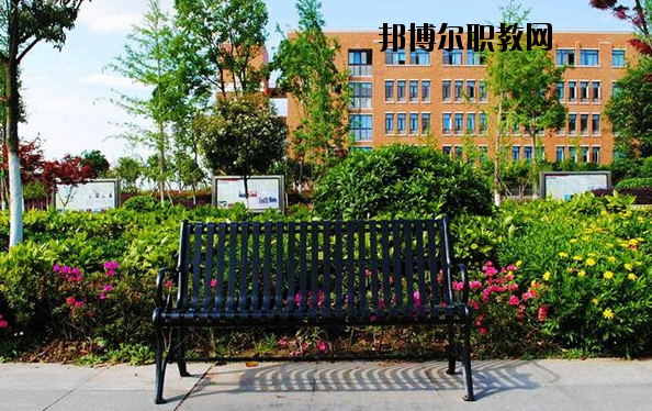 渭南興華職業(yè)學(xué)校2020年報名條件、招生要求、招生對象 