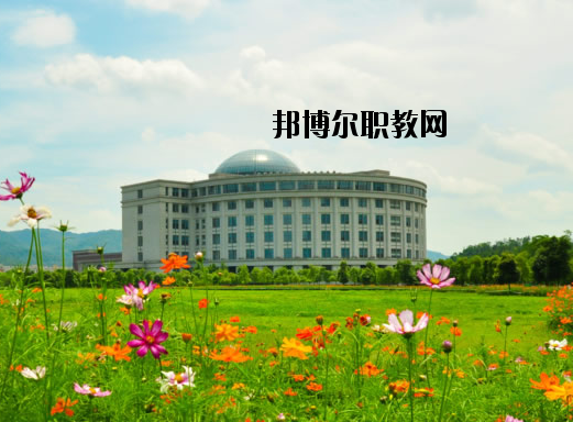 武漢軍需工業(yè)技工學(xué)校怎么樣、好不好