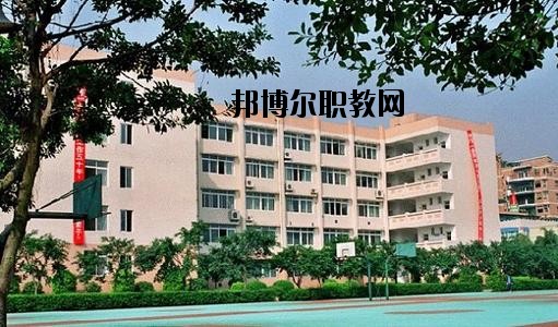 瀘州電子機械學校2020年報名條件、招生要求、招生對象
