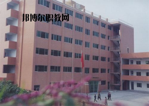 自貢舞蹈學(xué)校2020年報名條件、招生要求、招生對象