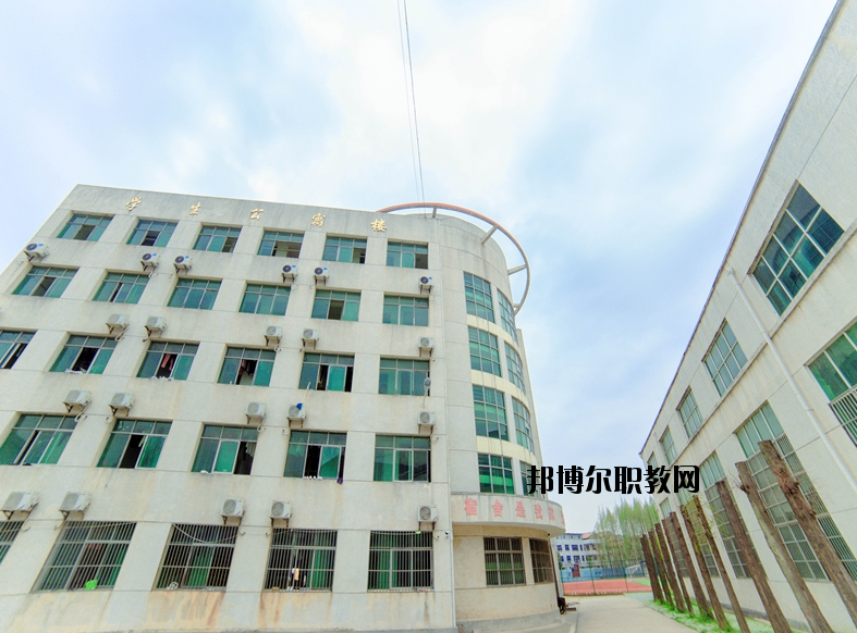 黃岡技師學(xué)院2020年報(bào)名條件、招生要求、招生對(duì)象