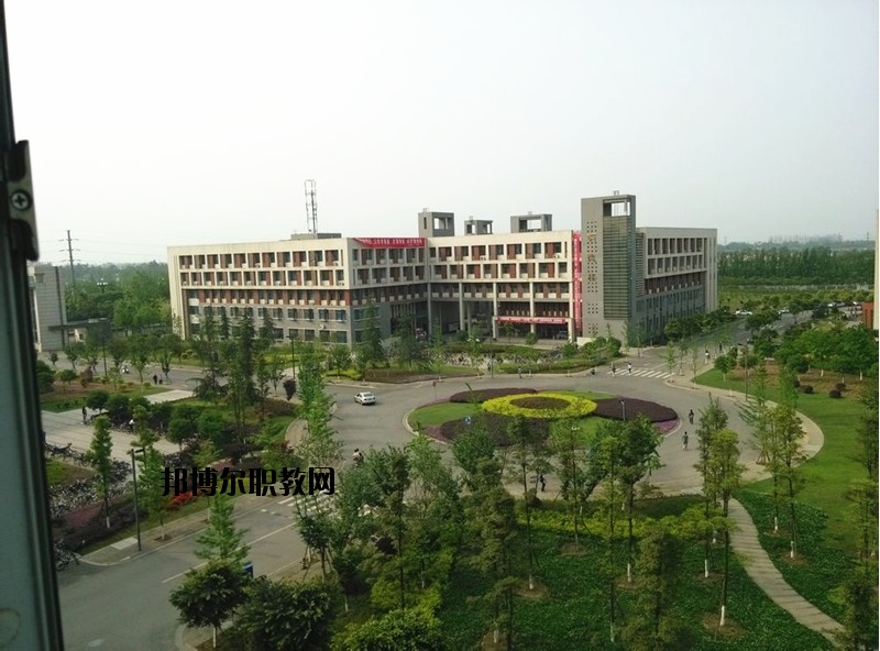 麻城木子店高級(jí)職業(yè)中學(xué)怎么樣、好不好