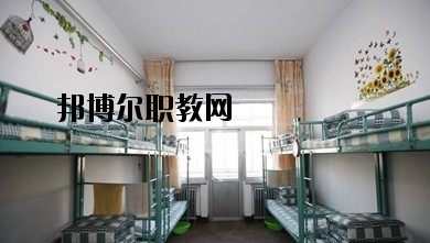 成都國演藝術(shù)學校2020年宿舍條件