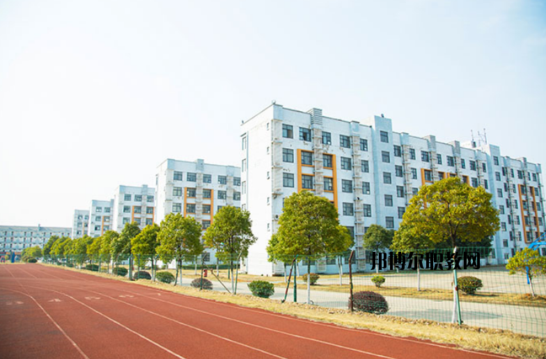 南昌運輸職業(yè)技術學校怎么樣、好不好