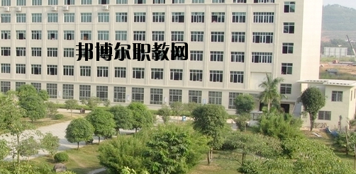 廣西工商技師學(xué)院2020年報(bào)名條件、招生要求、招生對(duì)象 