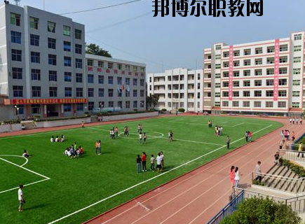 商丘商貿(mào)學(xué)校2021年報名條件、招生要求、招生對象