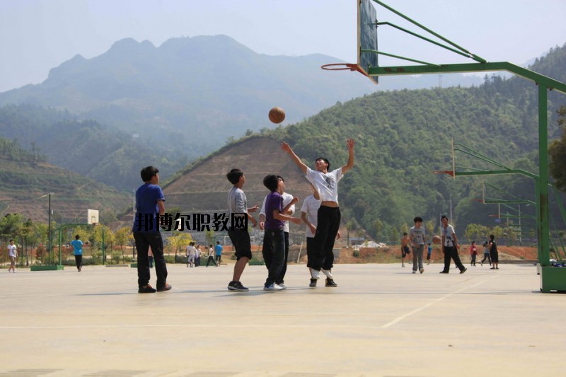 麻栗坡縣民族職業(yè)高級中學怎么樣、好不好