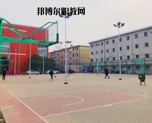 新鄉(xiāng)工業(yè)學(xué)校怎么樣、好不好